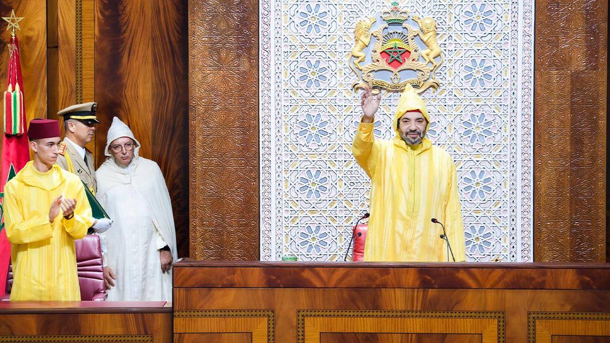 Les réactions des parlementaires suite au discours du roi Mohammed VI au Parlement à l’occasion de l’ouverture de la première session de la 2e année législative de la 11e législature, vendredi 14 octobre 2022, à Rabat.

