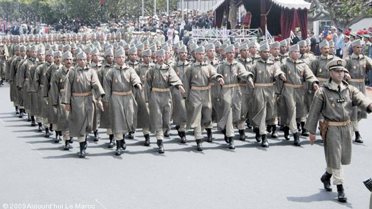 Un contingent des vaillantes Forces auxiliaires (FA), lors du défilé du 14 mai 2006.
