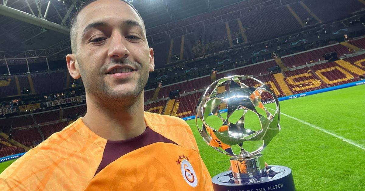 Reseña web: Hakim Ziyech, el héroe de Turquía tras su doblete ante el Manchester United