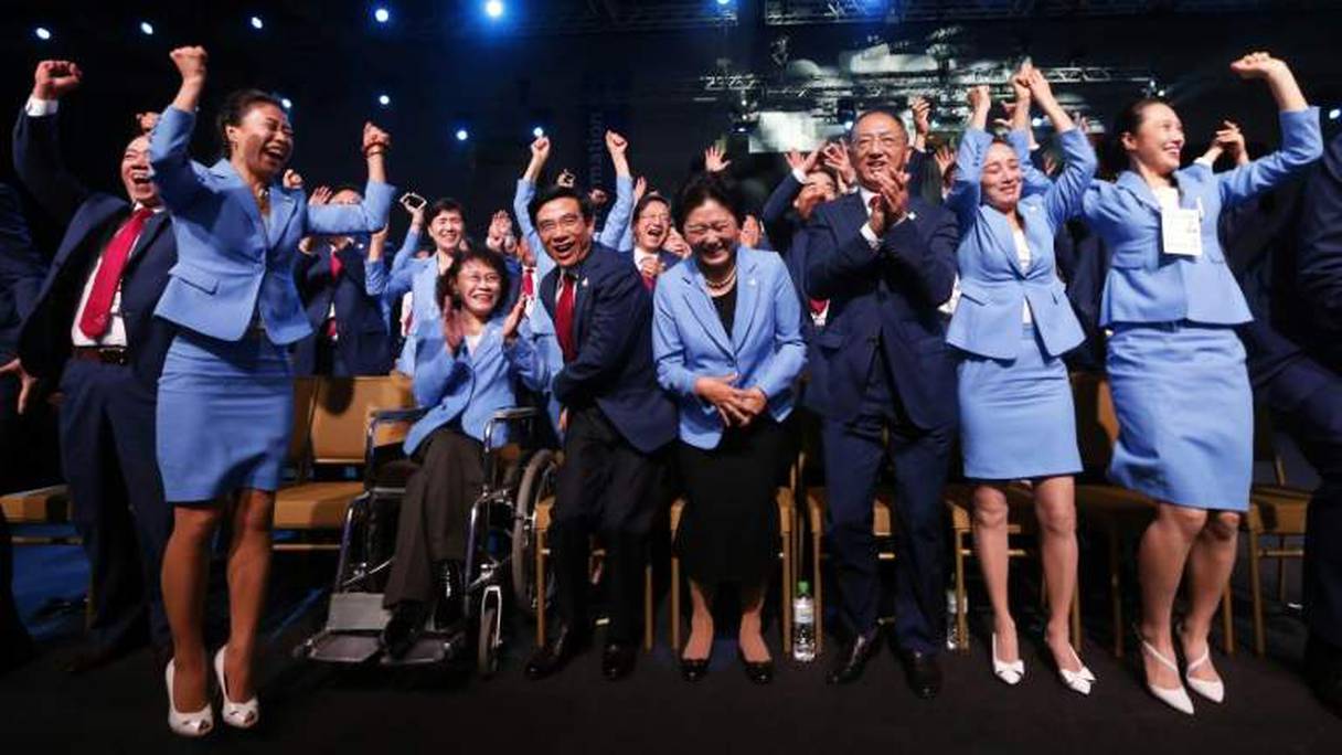 La joie de la délagation de Pékin après l'annonce du choix de la ville pour organiser les JO d'hiver 2022, le 31 juillet 2015 à Kuala Lumpur.
