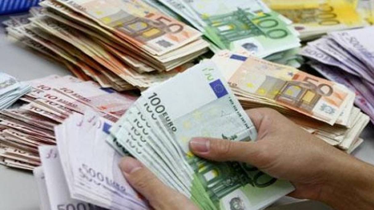 Le devise partagée par 19 Etats membres de l’UE: l'euro.
