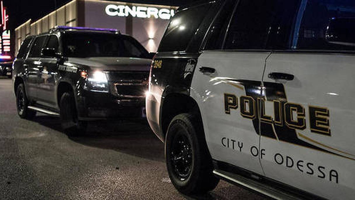 La tueur a commencé à tirer près d'un barrage de la police dans la ville d'Odessa, au Texas, le 31 août 2019.Trois policiers figurent parmi les blessés. 
