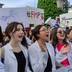Etudiants en médecine: les parents des grévistes s'invitent dans la crise
