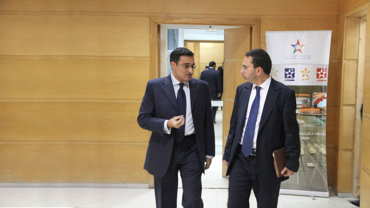 Fayçal Laraïchi, président de la SNRT, et Mustapha El Khalfi, ministre de la Communication.
