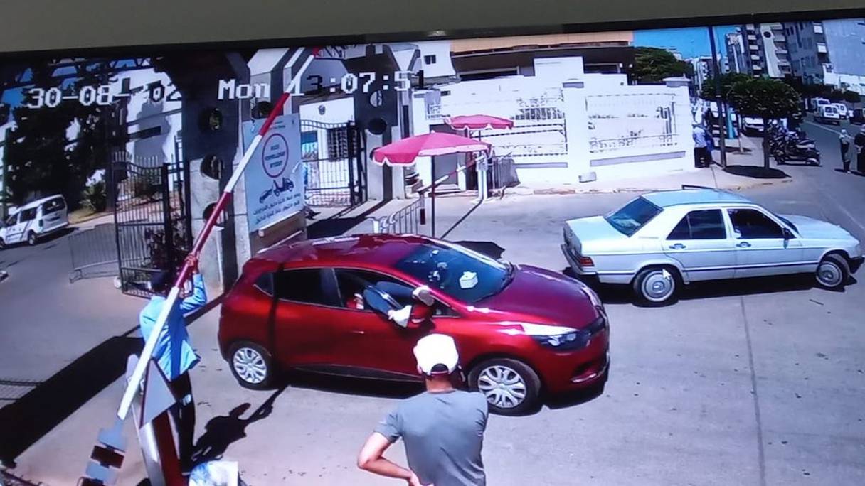 Une tentative d'enlèvement au CHU Ibn Rochd de Casablanca a été filmée par une caméra de surveillance.
