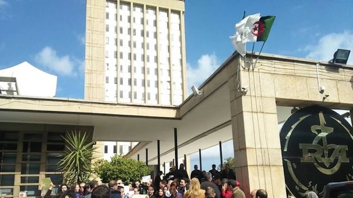 Le siège de la télévision d'Etat algérienne.
