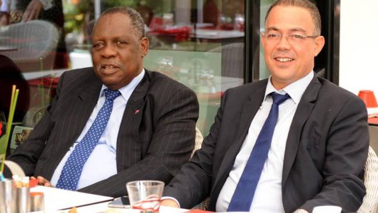Lakjaa, patron de la FRMF, et Hayatou, président de la CAF
