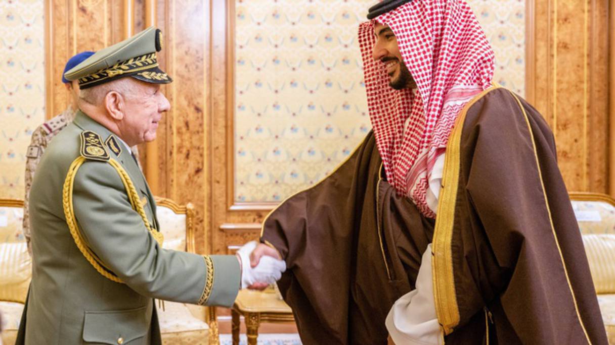 Le chef de l'armée algérienne, Saïd Chengriha (78 ans) reçu le 6 février 2024 à Riyad par le ministre saoudien de La Défense, Khaled Ben Salmane, âgé de 36 ans.