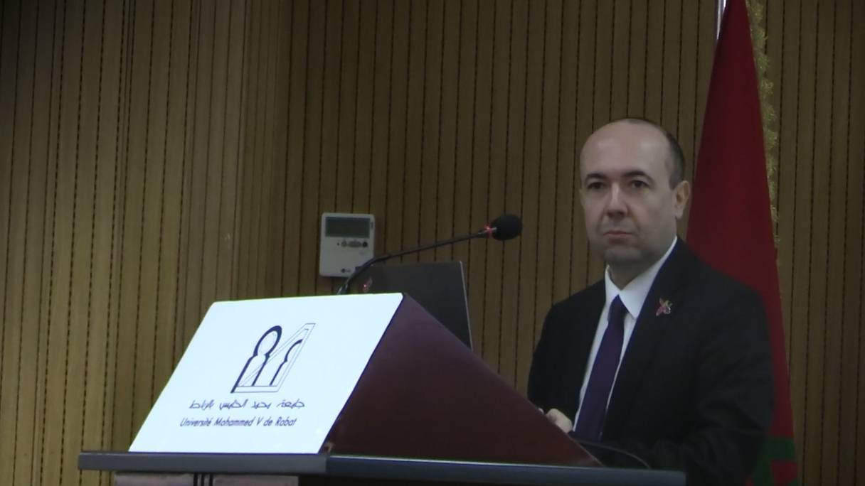 Fariz Rzayev, vice-ministre azerbaïdjanais des Affaires étrangères, au siège de l’Université Mohammed V, mardi 27 décembre 2022.
