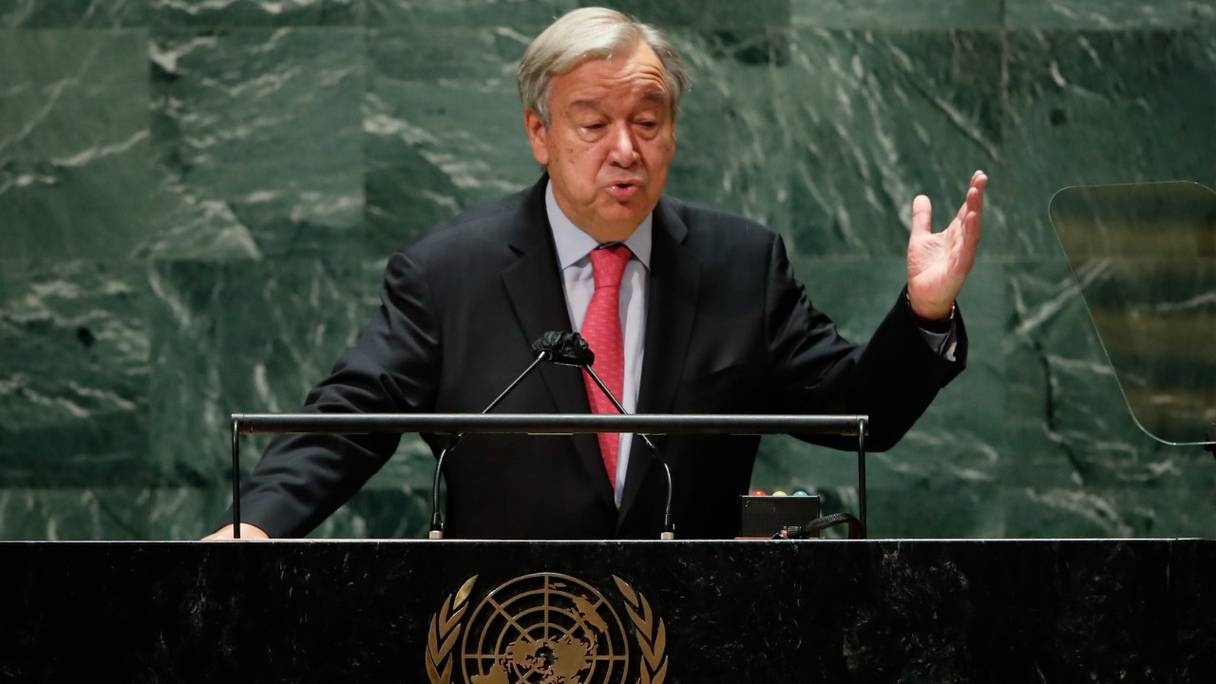 Le Secrétaire général des Nations Unies, Antonio Guterres, s'adresse à la 76e session de l'Assemblée générale des Nations Unies à New York, le 21 septembre 2021.
