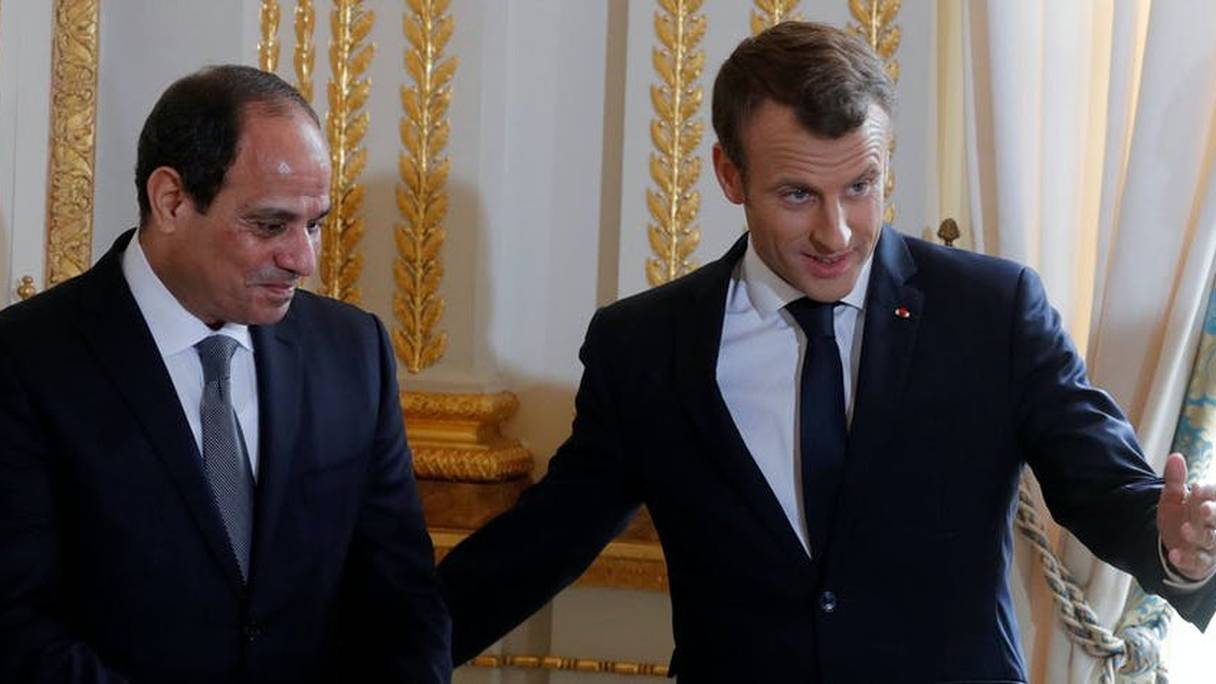 Les présidents Abdel Fettah al-Sissi (Egypte) et Emmanuel Macron (France).
