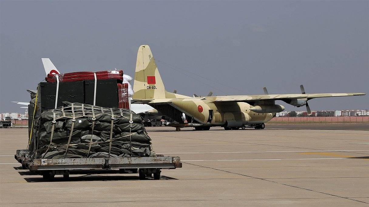 Un total de 90 tonnes de produits alimentaires de base seront acheminées à bord de huit avions militaires au profit du Liban.
