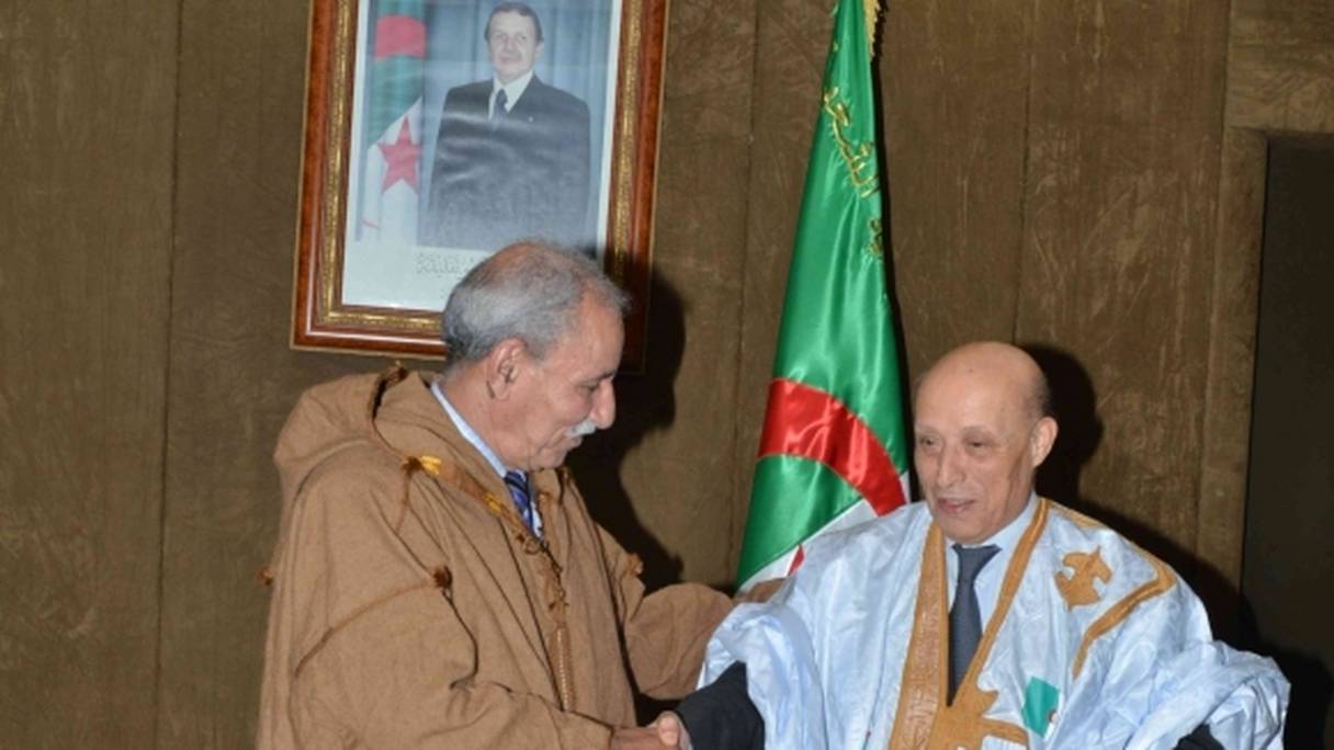 Une djellaba algérienne taillée sur mesure pour le nouveau chef du Polisario, Brahim Ghali. Ici, avec le président de l'Assemblée populaire nationale algérienne.
