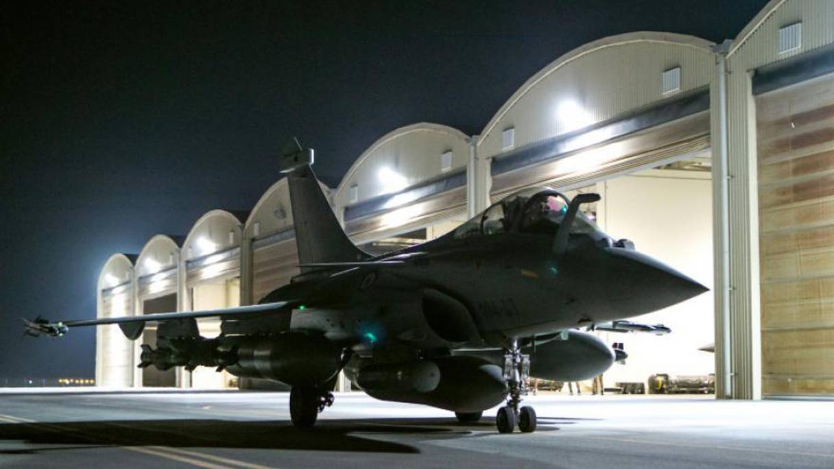 Un Rafale au décollage d'une base dans le Golfe pour des frappes en Syrie contre les camps de Daech.
