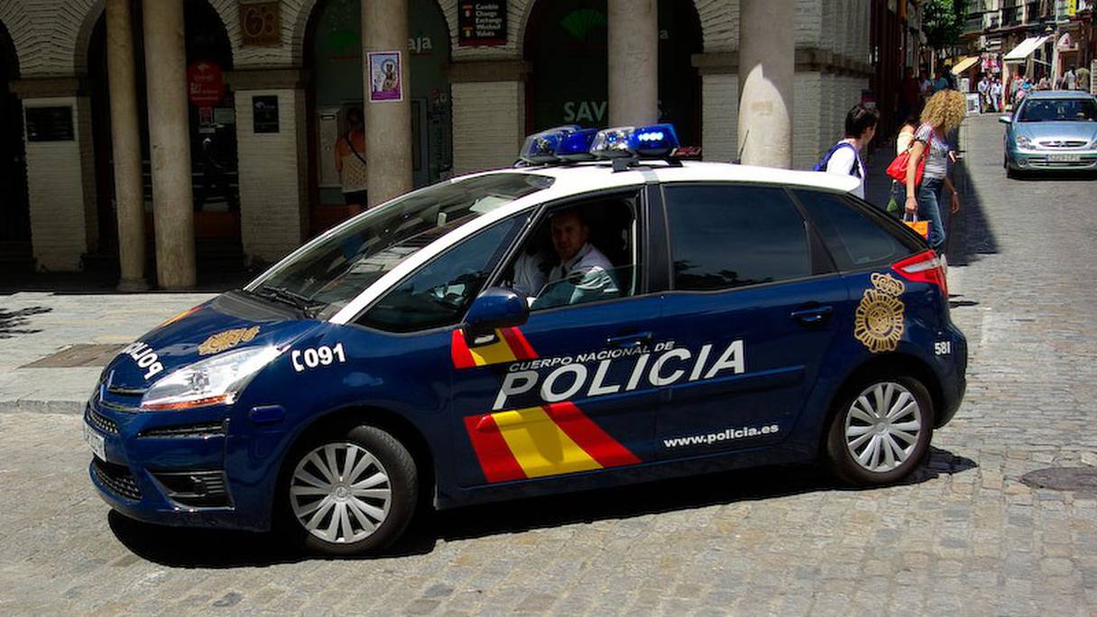 Police espagnole. 
