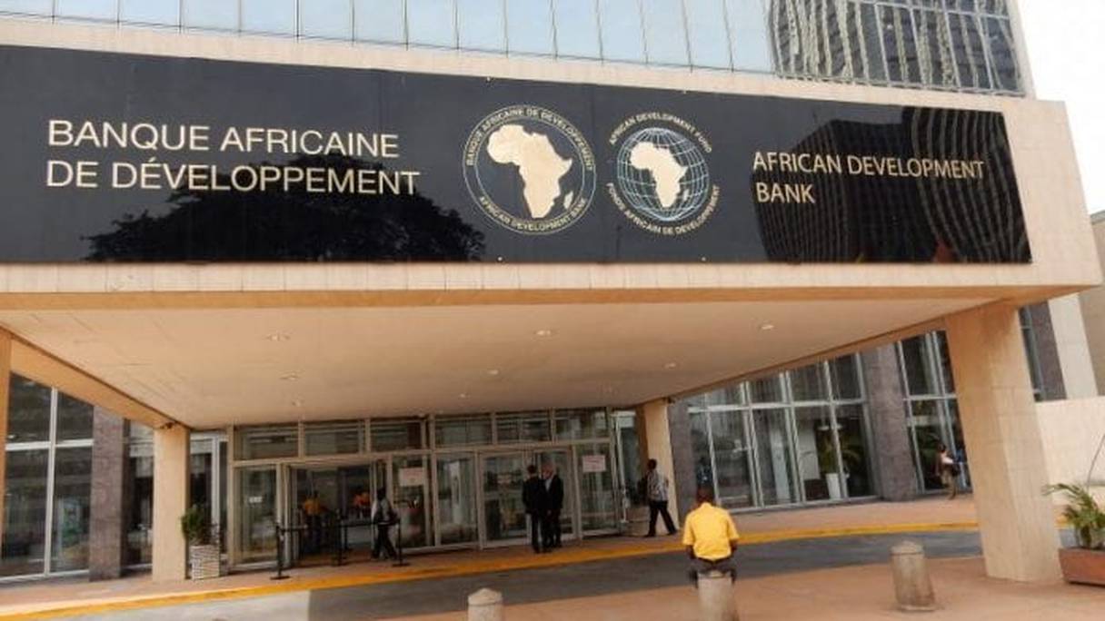 La Banque africaine de développement.
