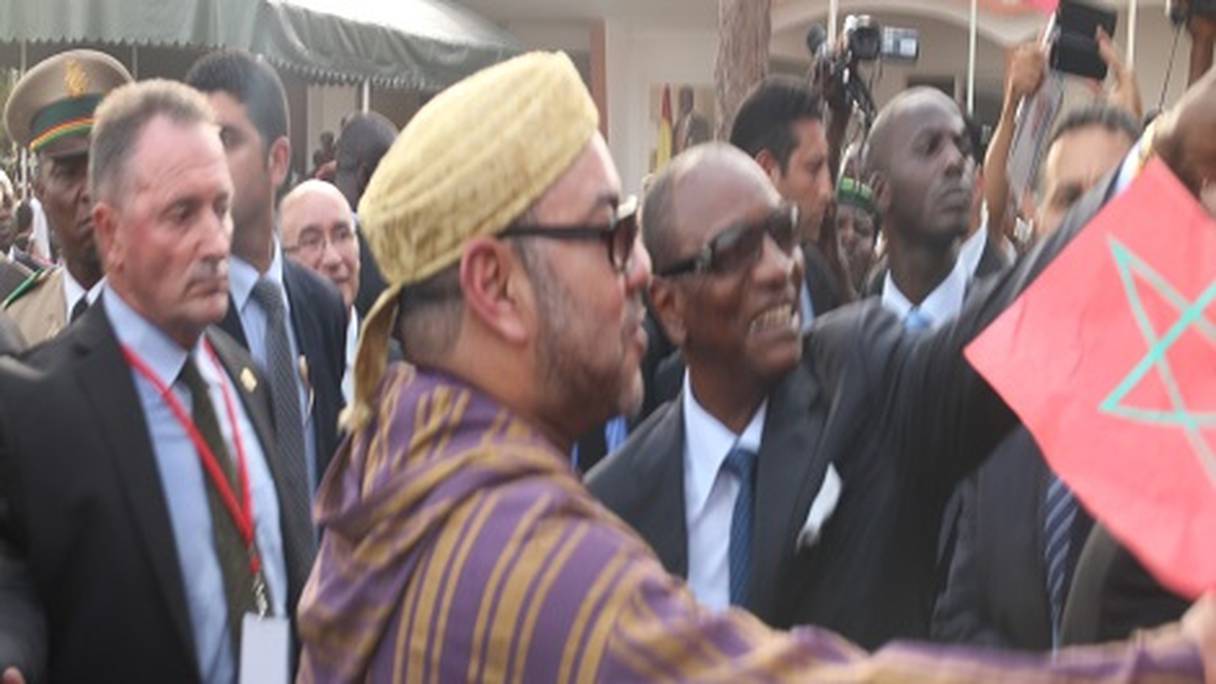 Le roi Mohammed VI lors de sa dernière visite en Guinée.
