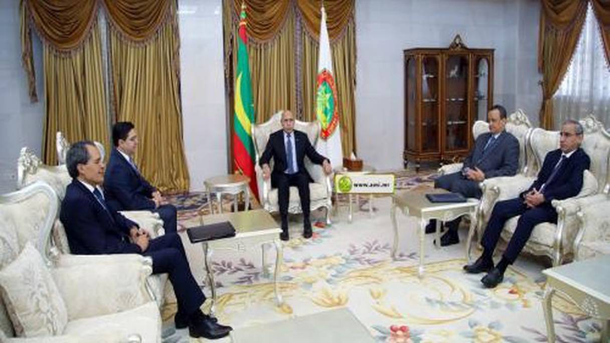 Le président mauritanien, Mohamed Ould Cheikh Ghazouani, avec le MAEC, Nasser Bourita.

