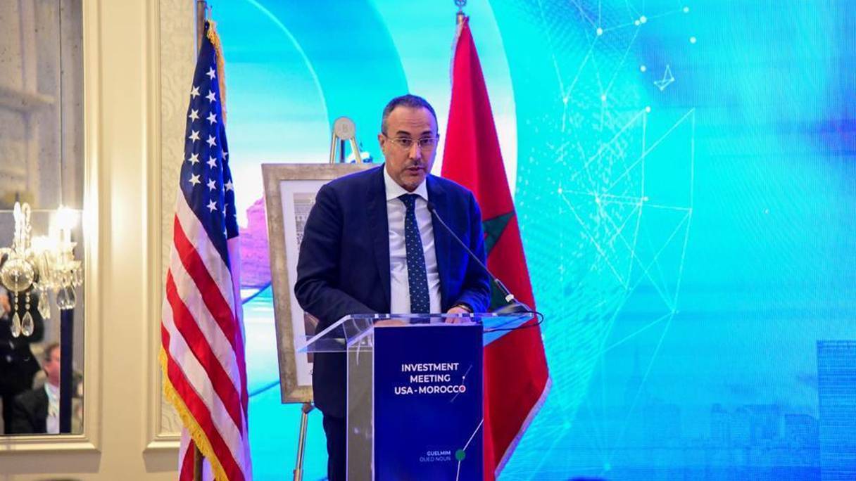Président du conseil de Dakhla Oued Addahab, élu du parti de l’Istiqlal, Yanja El Khattat prend la parole au Forum économique maroco-américain, à New York, les 11 et 12 juin 2022.

