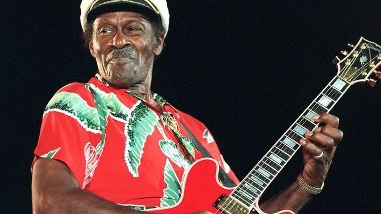 Le guitariste Chuck Berry en concert le 17 juillet 1998. 

