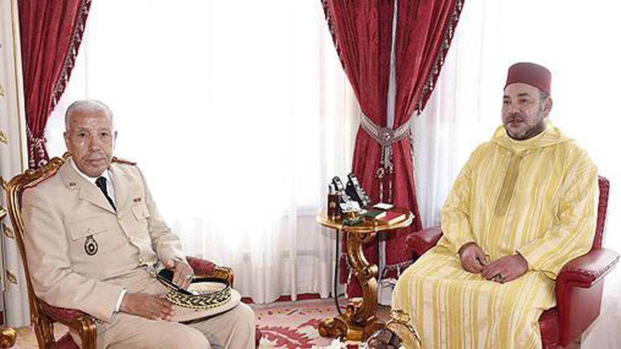 Le roi Mohammed VI, Chef suprême et chef d'état-major général des Forces armées royales, a nommé le général de corps d'armée Bouchaïb Arroub, inspecteur général des FAR, commandant la zone du sud, vendredi 13 juin 2014.  
