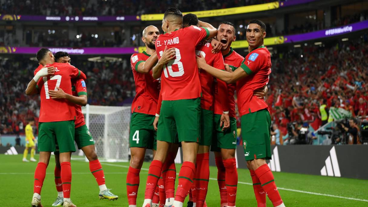 Les Lions de l'Atlas laissent éclater leur joie après leur victoire contre l'équipe du Portugal, le samedi 10 décembre 2022, en Coupe du monde à Doha, au Qatar. 
