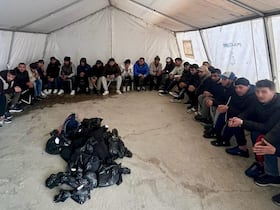 Des migrants clandestins algériens arrêtés à leur arrivée sur les côtes espagnoles.