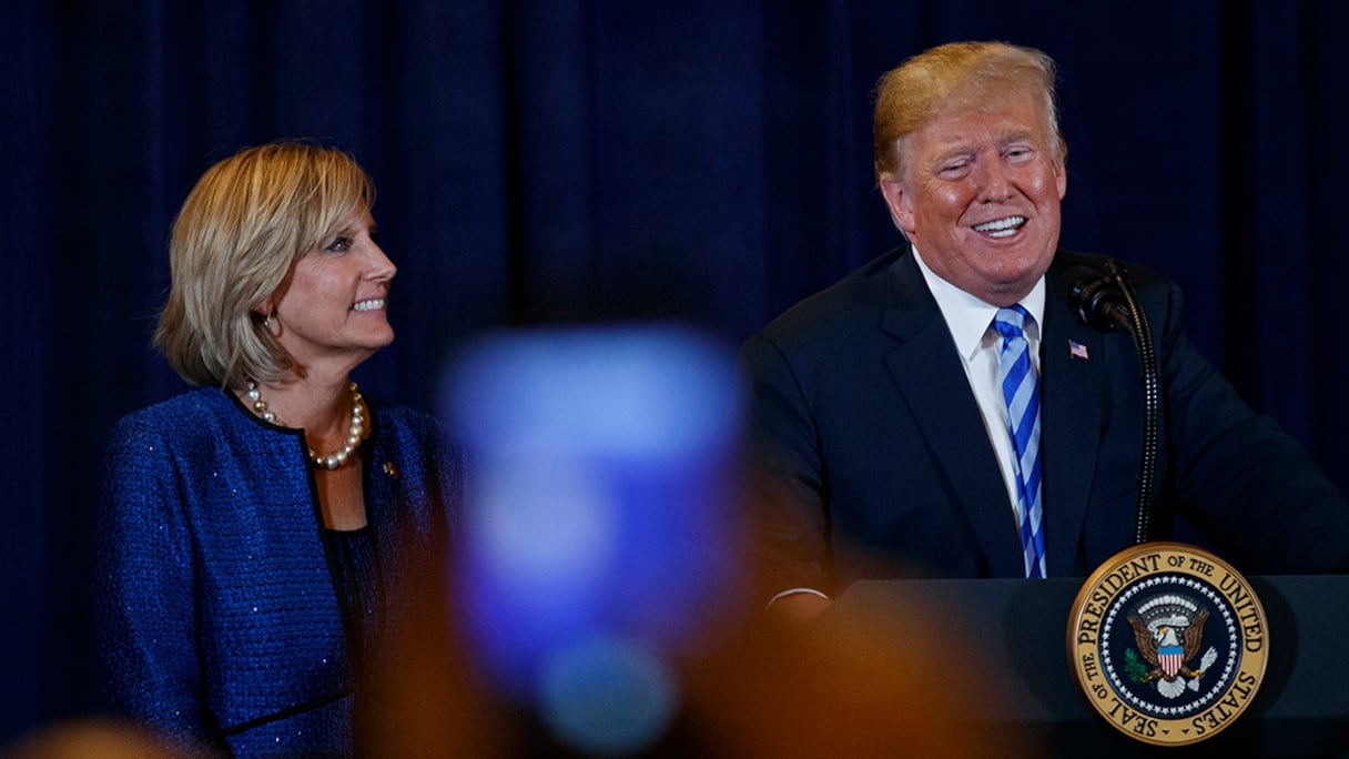 La congresswoman Claudia Tenney avec le président américain Donald Trump.