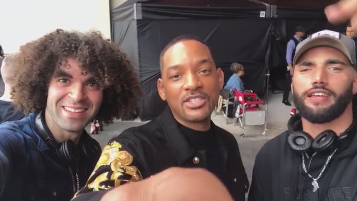 Will Smith entouré de Adil El Arbi et Bilall Fallah