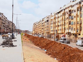 ارتياح لدى ساكنة سيدي مومن بعد استئناف أشغال شارع عمر بن الخطاب ومطالب ترافقها