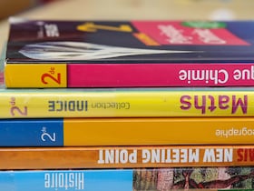 Manuels scolaires. (Photo d'illustration)