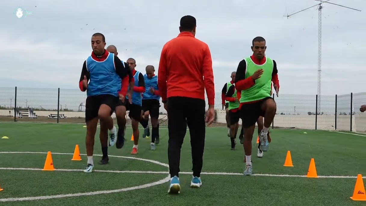 Les appelés au 39ème contingent du service militaire ont intégré les différents centres de formation des Forces Armées Royales pour suivre une formation de base commune avant de passer à une deuxième phase de qualification professionnelle dans diverses spécialités.