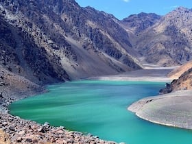 Le lac d'Ifni se trouve dans le Parc National du Toubkal, qui s'étend sur 100.000 hectares dans le Haut Atlas.