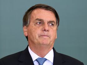 Jair Bolsonaro, à Brasilia, le 7 octobre 2021. Le rapporteur de la commission parlementaire qui enquête sur sa gestion de la pandémie de Covid-19 a formellement accusé, le 19 octobre, le président brésilien de plusieurs crimes.