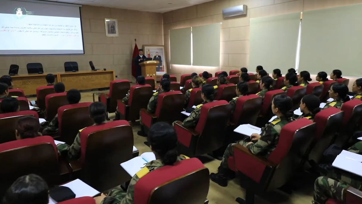 Les appelés au 39ème contingent du service militaire ont intégré les différents centres de formation des Forces Armées Royales pour suivre une formation de base commune avant de passer à une deuxième phase de qualification professionnelle dans diverses spécialités.