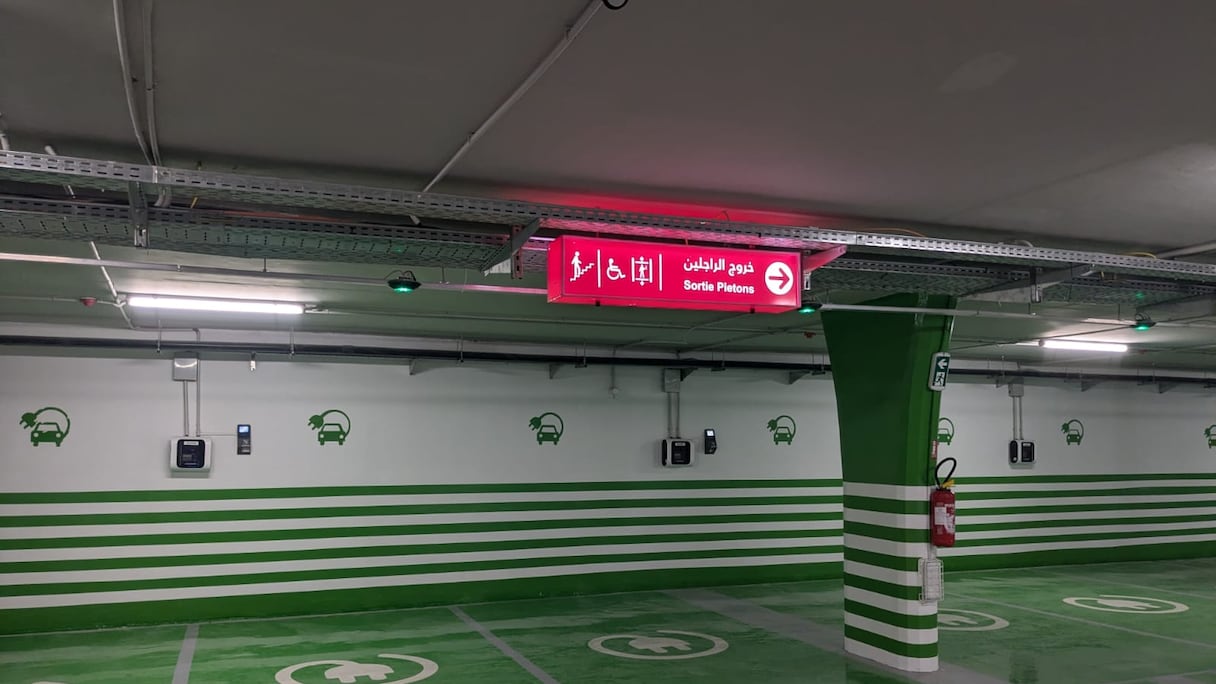 مرآب مثلث الفنادق