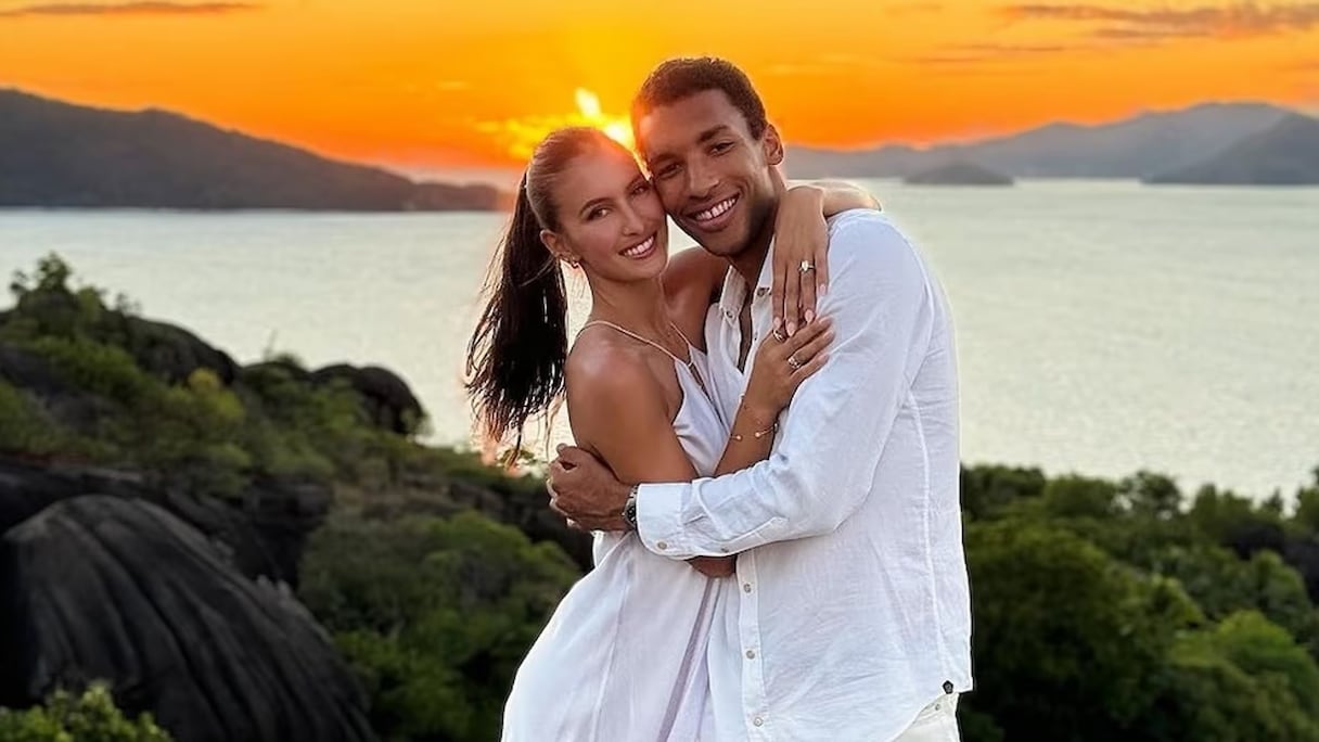 Le tennisman canadien Félix Auger-Aliassime et la cavalière marocaine Nina Ghaibi se sont dits "oui" à Marrakech.