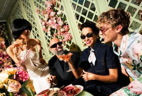 Campagne pour la nouvelle collaboration entre la marque Casablanca et Ladurée avec Asako Sato, Charaf Tajer, Farida Khelfa et Noah Hanes.