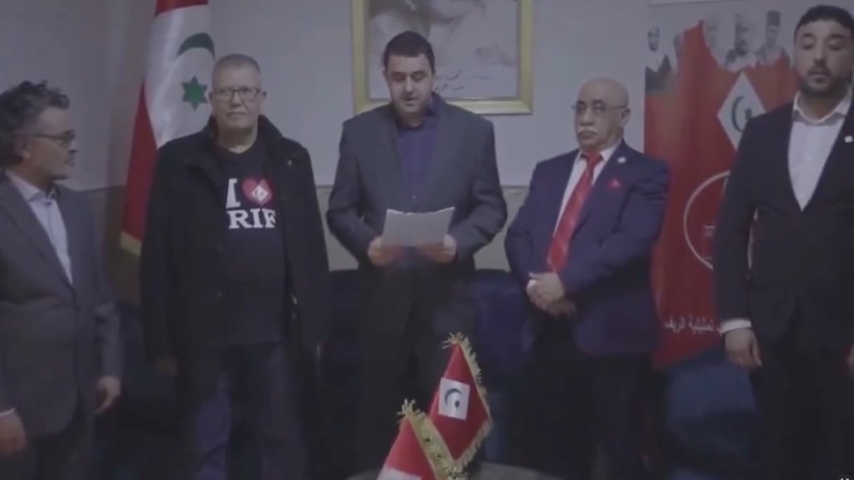 Les membres du "Parti national rifain", samedi 2 mars à Alger. Capture d'écran.