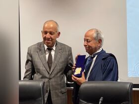 Farid El Bacha, à gauche, en compagnie de l’ex-secrétaire général du gouvernement, Driss Dahhak.