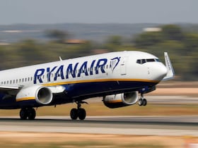 طائرة تابعة لشركة "رايان إير"