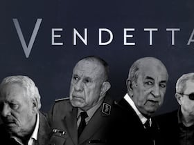 De gauche à droite: le général Khaled Nezzar, le chef d'état-major de l'ANP, Saïd Chengriha, le président Abdelmadjid Tebboune et Mohamed Mediène, dit «Toufik».
