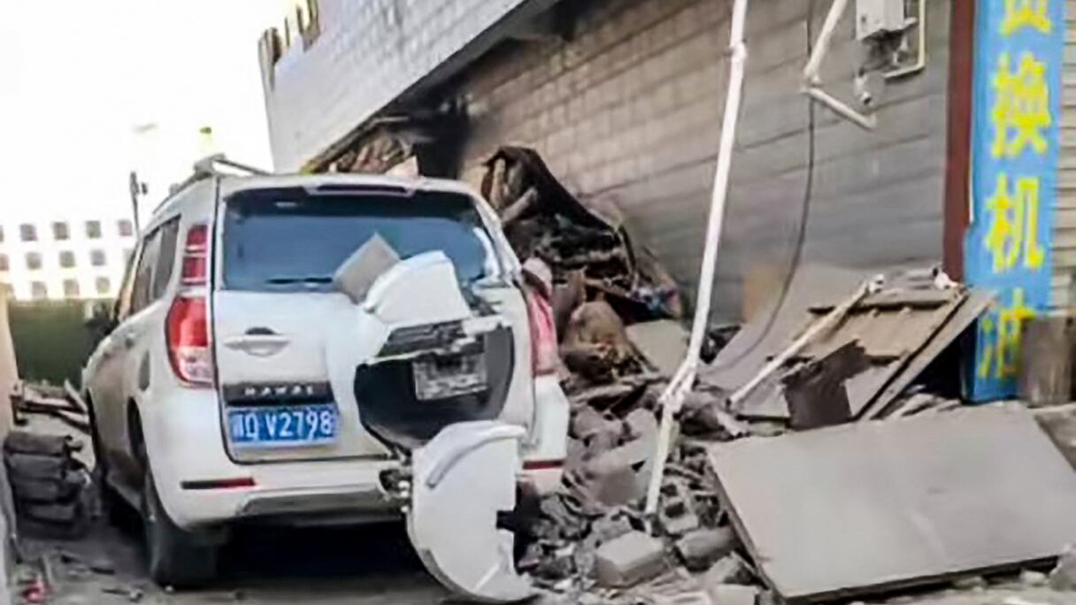 Les dégâts dans le comté de Lhatse, dans la ville de Shigatse, au Tibet, en Chine, après qu'un tremblement de terre a frappé la région