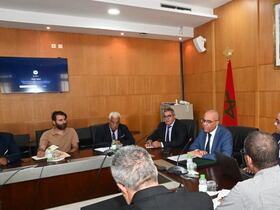 Lors d'une réunion entre les représentants des étudiants marocains de retour d'Ukraine et Abdellatif Miraoui, ministre de l'Enseignement supérieur.