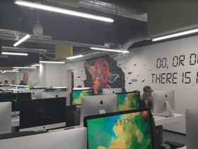 Le Cluster, salle d'auto-formation des candidats de l'école 1337.