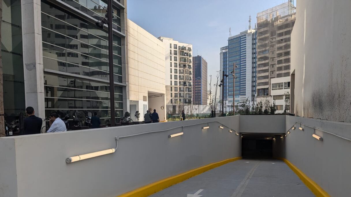 مرآب مثلث الفنادق