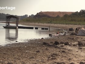 Le lac Erroumi, au nord-est de Rabat, subit lui aussi la sécheresse.