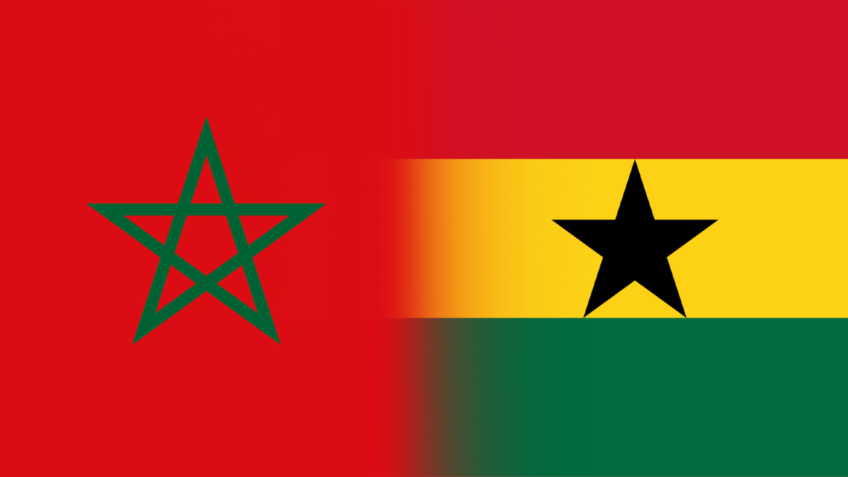 Les drapeaux du Maroc et du Ghana.