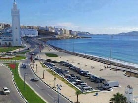 Corniche de Fnideq. Lancée par l'Agence du Nord, une Zone d’activités économiques (ZAE) sera installée dans les environs de cette ville de la région de Tanger-Tétouan-Al-Hoceima, et permettra de créer des centaines d'emplois.
