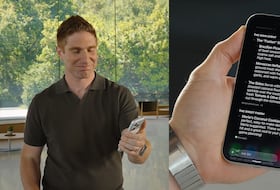Justin Titi, directeur Apple de l'expérience système iOS, lors de la WWDC26.